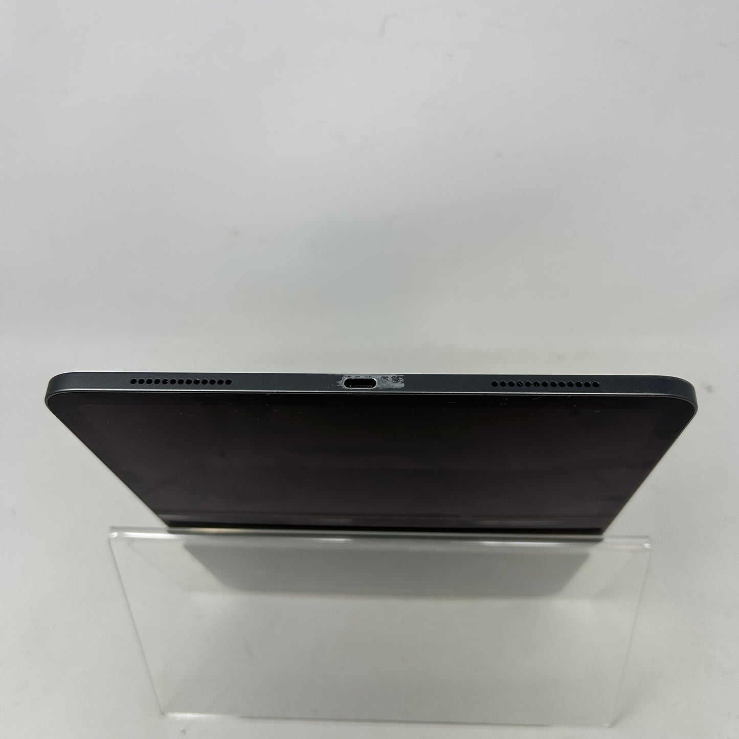 WiFi Only Apple iPad Pro 11" 1st Gen 64GB Space Gray MTXN2LL/A