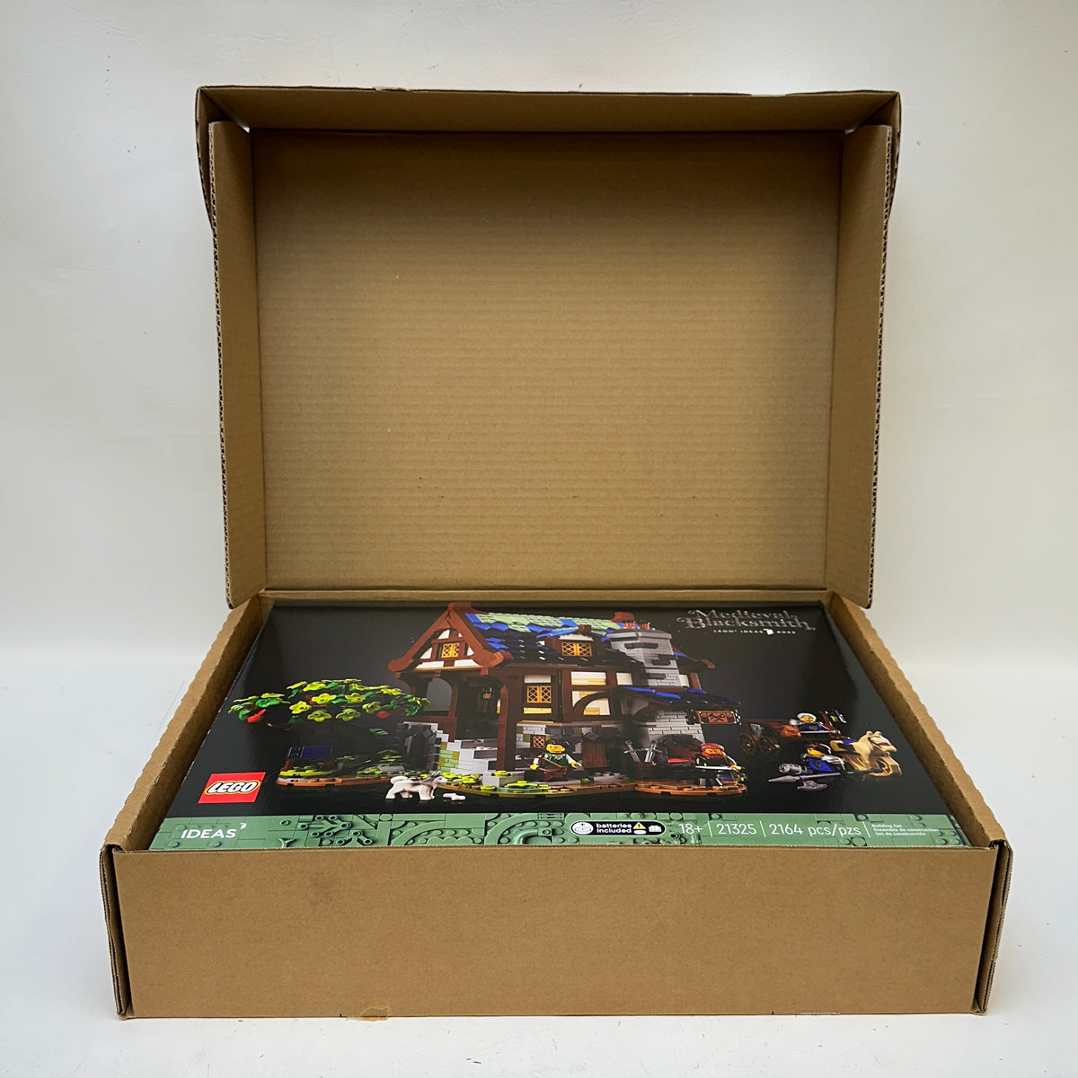 New LEGO Medieval Blacksmith 21325 Ideas Castle 2164pcs