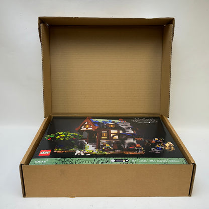 New LEGO Medieval Blacksmith 21325 Ideas Castle 2164pcs