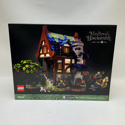 New LEGO Medieval Blacksmith 21325 Ideas Castle 2164pcs