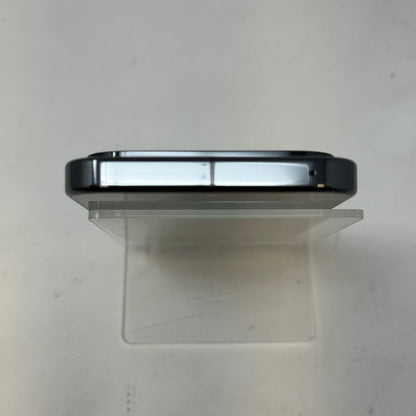 Unlocked Google Pixel 10 Pro 256GB Obsidian GA09899-US