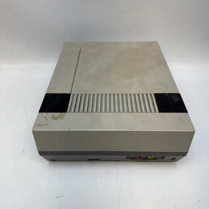 Nintendo Entertainment System NES Console Gaming System NES-001 Gray