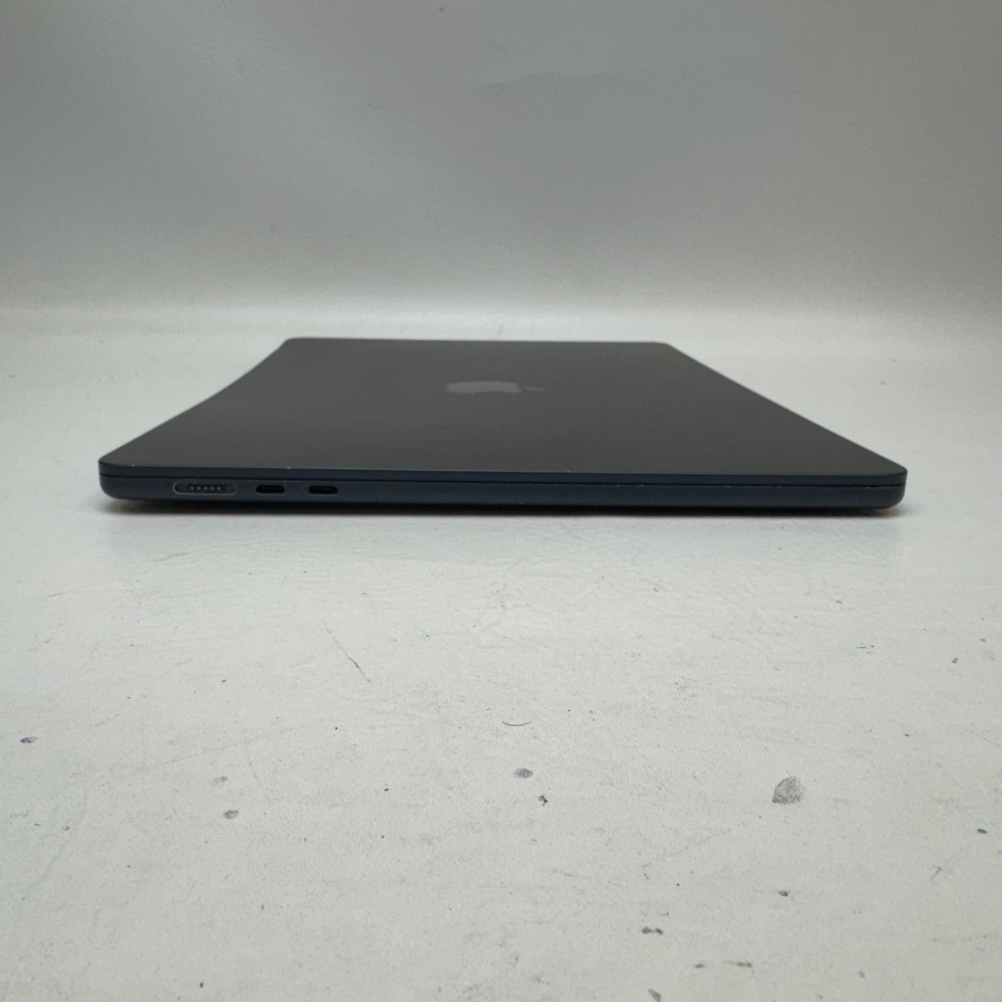 2024 Apple MacBook Air 15" M3 10C GPU 4.0GHz 8GB RAM 256GB SSD A3114