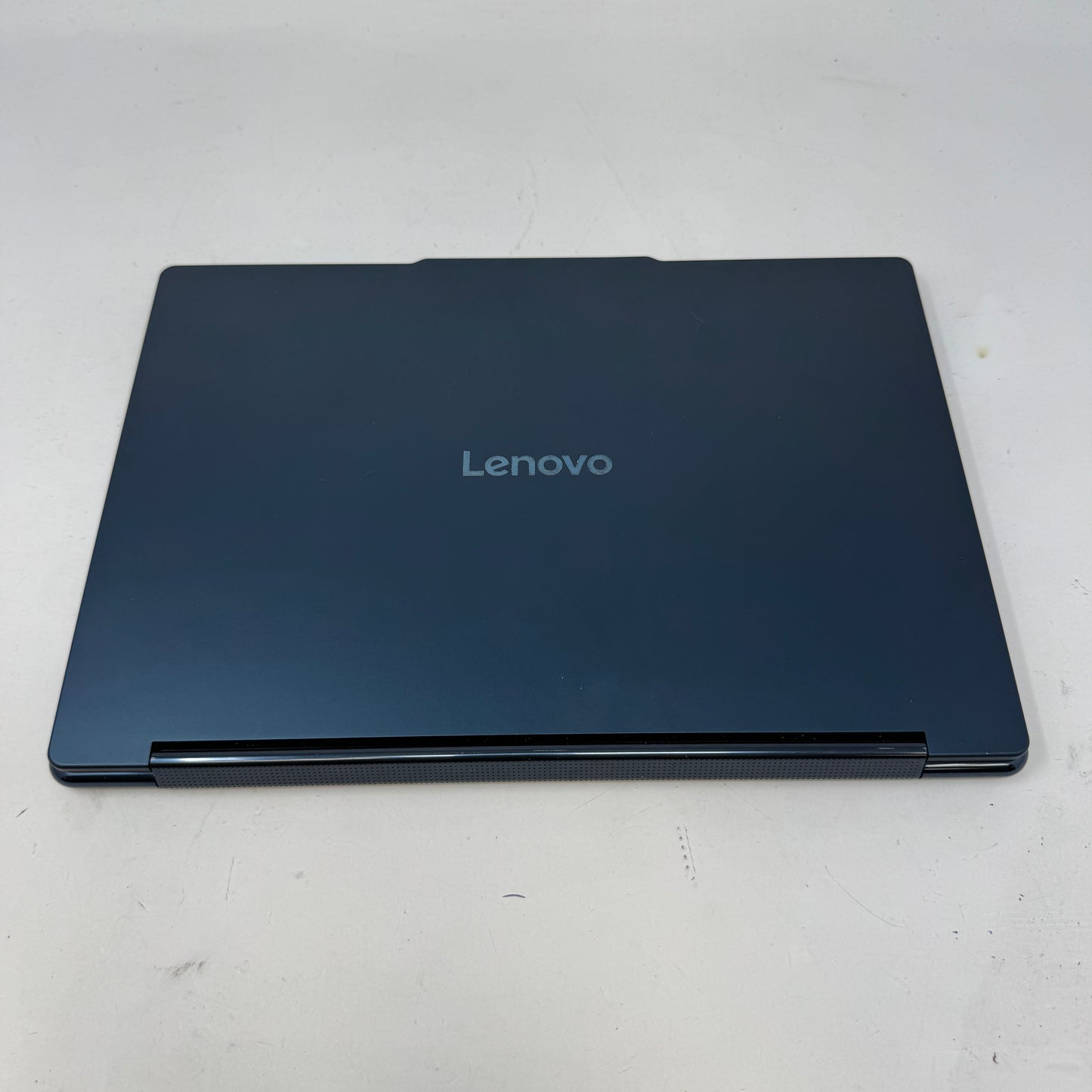 Lenovo Yoga 9i 2-in-1 83LC 14" Core Ultra 7 258V 2.2GHz 32GB RAM 1TB SSD