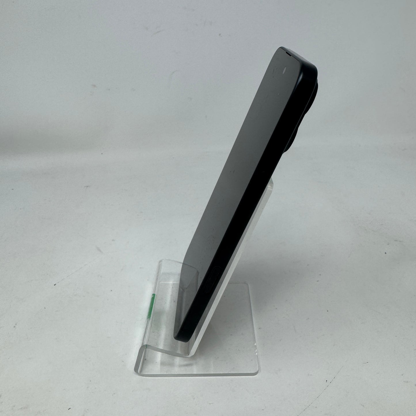 Factory Unlocked Apple iPhone 16 Plus 128GB Black MXUT3LL/A