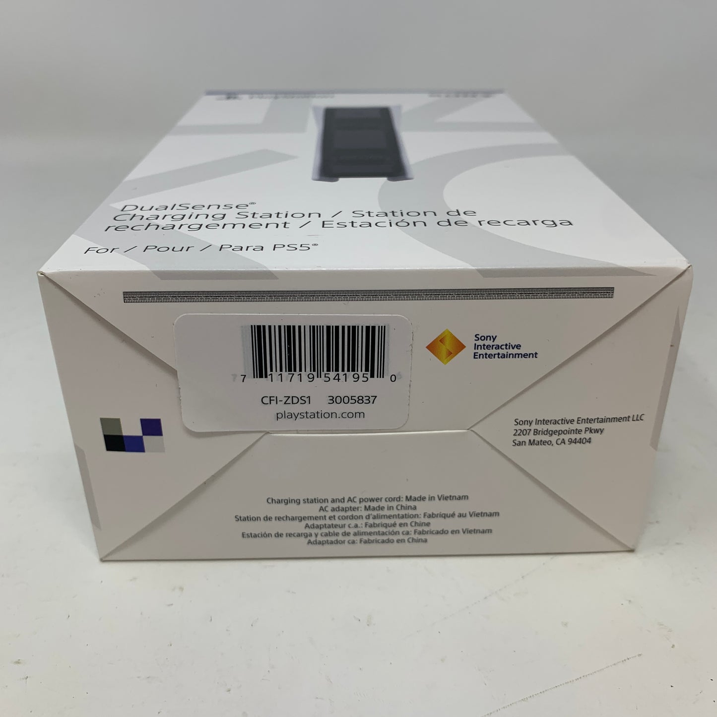 New Sony PlayStation 5 PS5 DualSense Charging Station White CFI-ZDS1