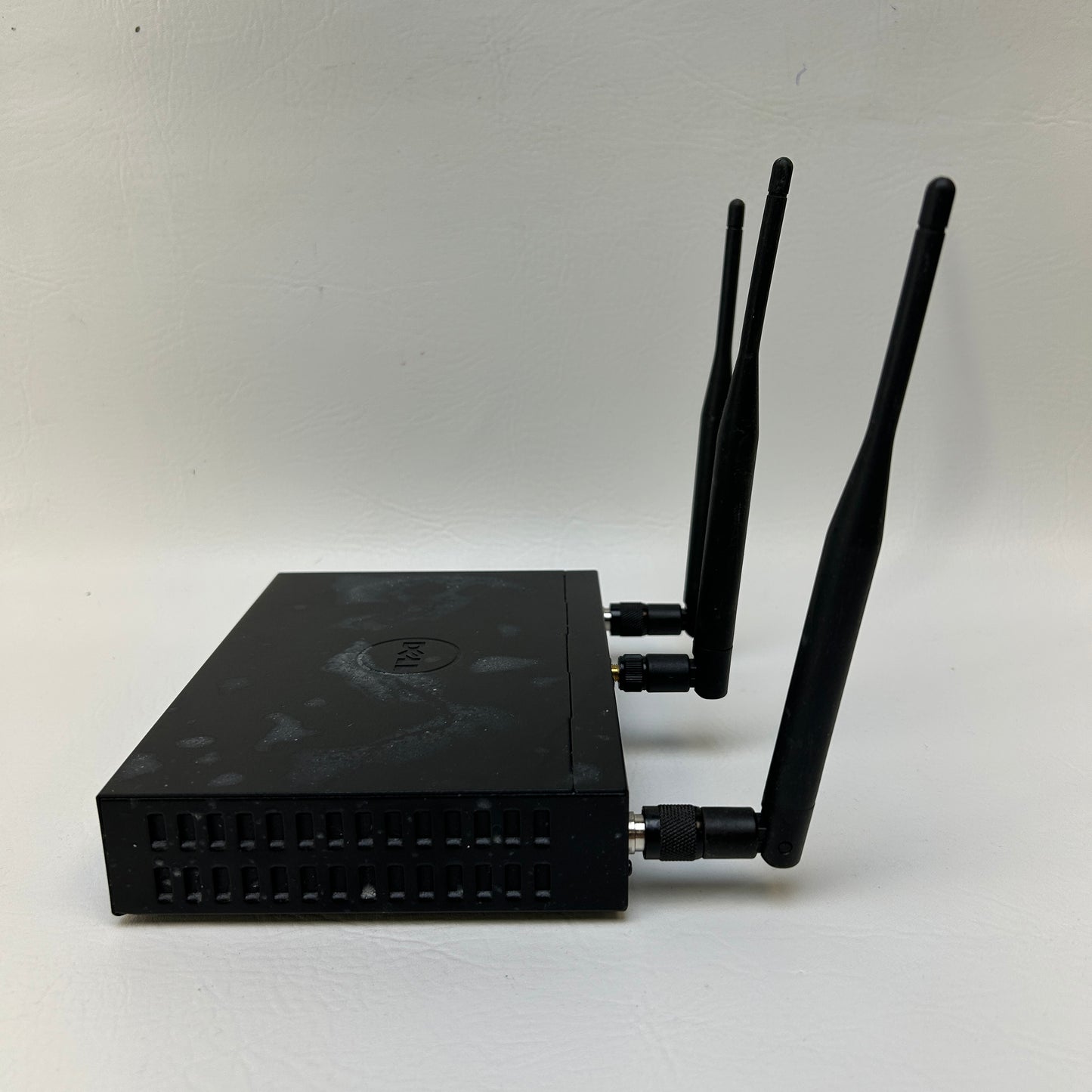 Dell SonicWALL TZ300W VPN Firewall Router TotalZone + Wireless WiFi Access Point