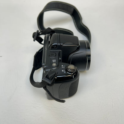 Nikon COOLPIX L330 20.2MP Bridge Camera