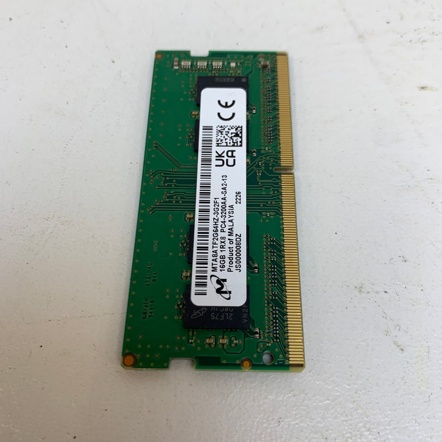 Micron 1Rx8 PC4-3200AA-SA-11 16GB (1x16GB) RAM DDR4 3200MHz MTA8ATF2G64HZ