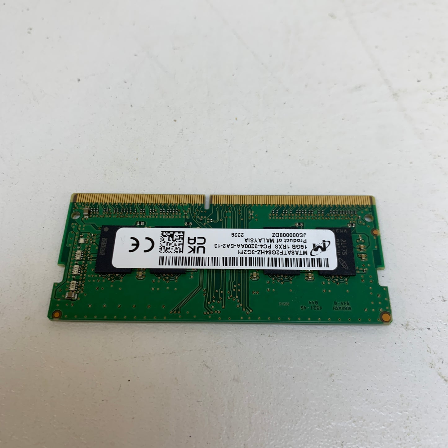 Micron 1Rx8 PC4-3200AA-SA-11 16GB (1x16GB) RAM DDR4 3200MHz MTA8ATF2G64HZ