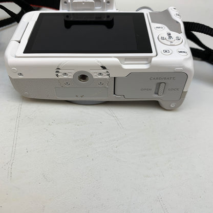 Canon EOS R50 24.2MP Mirrorless Interchangeable Lens Camera