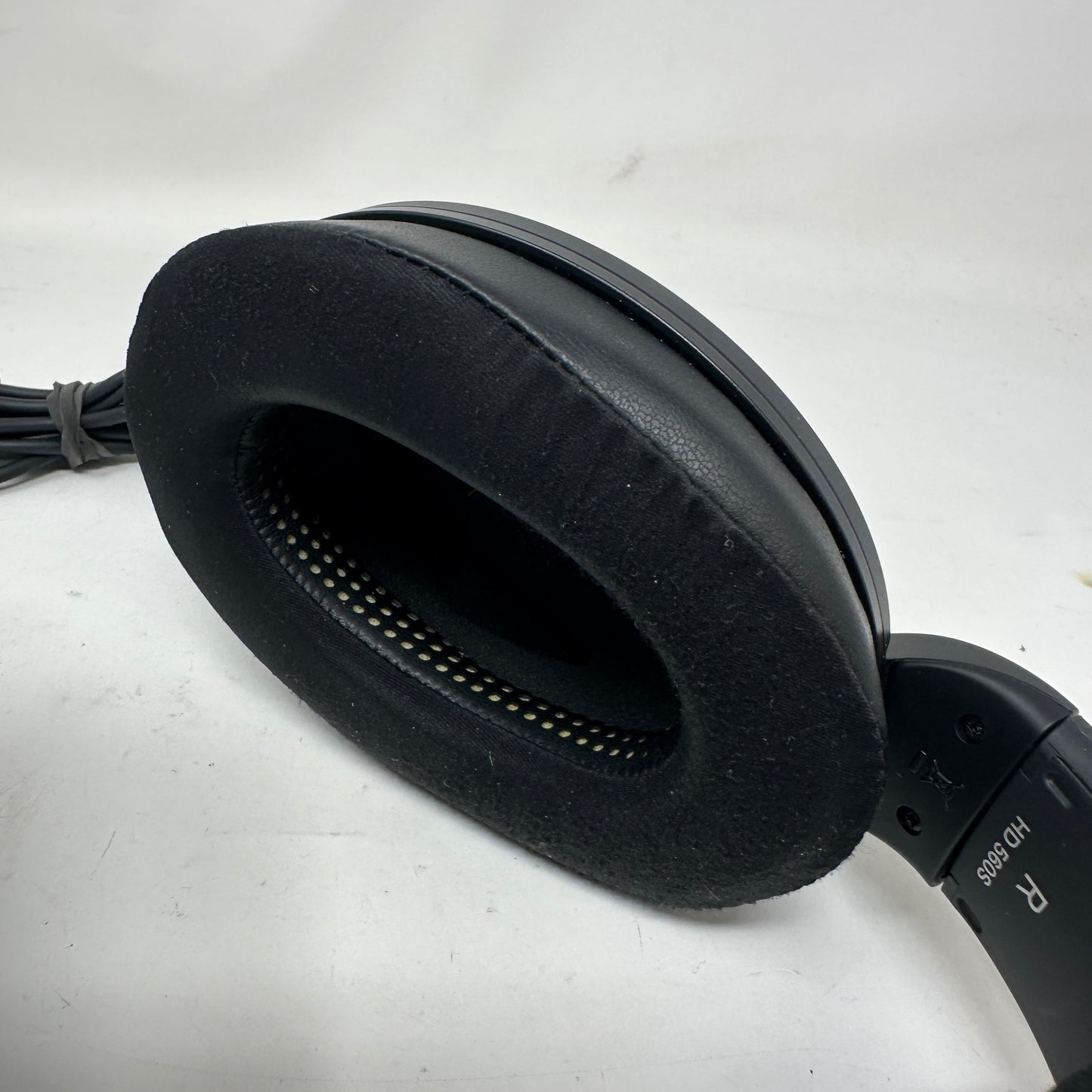 Sennheiser HD 560S Wired Over-Ear Headphones Black