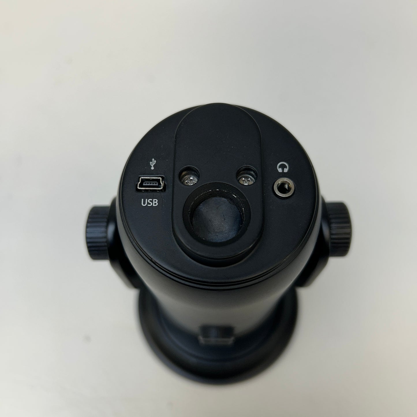 Blue Yeti USB Condenser Microphone Black 988-000100