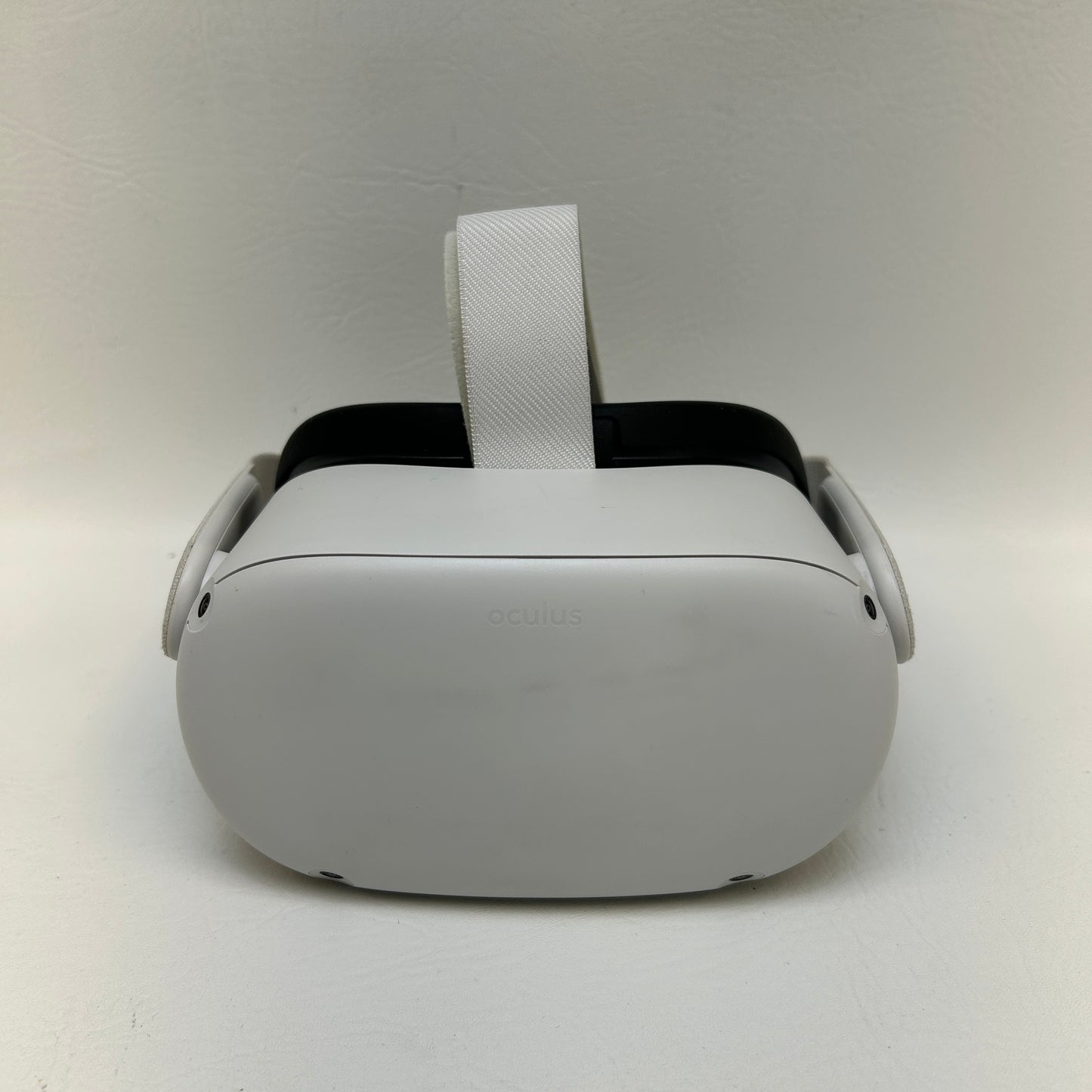 Oculus Quest 64GB Standalone All-in-One VR Headset MH-B