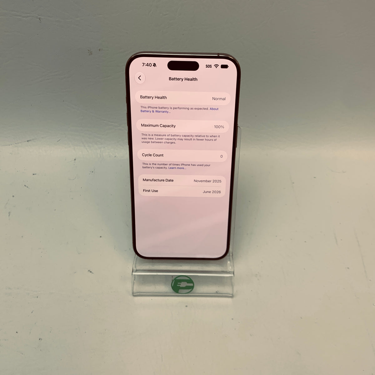 Factory Unlocked Apple iPhone 15 Pro Max 256GB Natural Titanium MU683LL/A