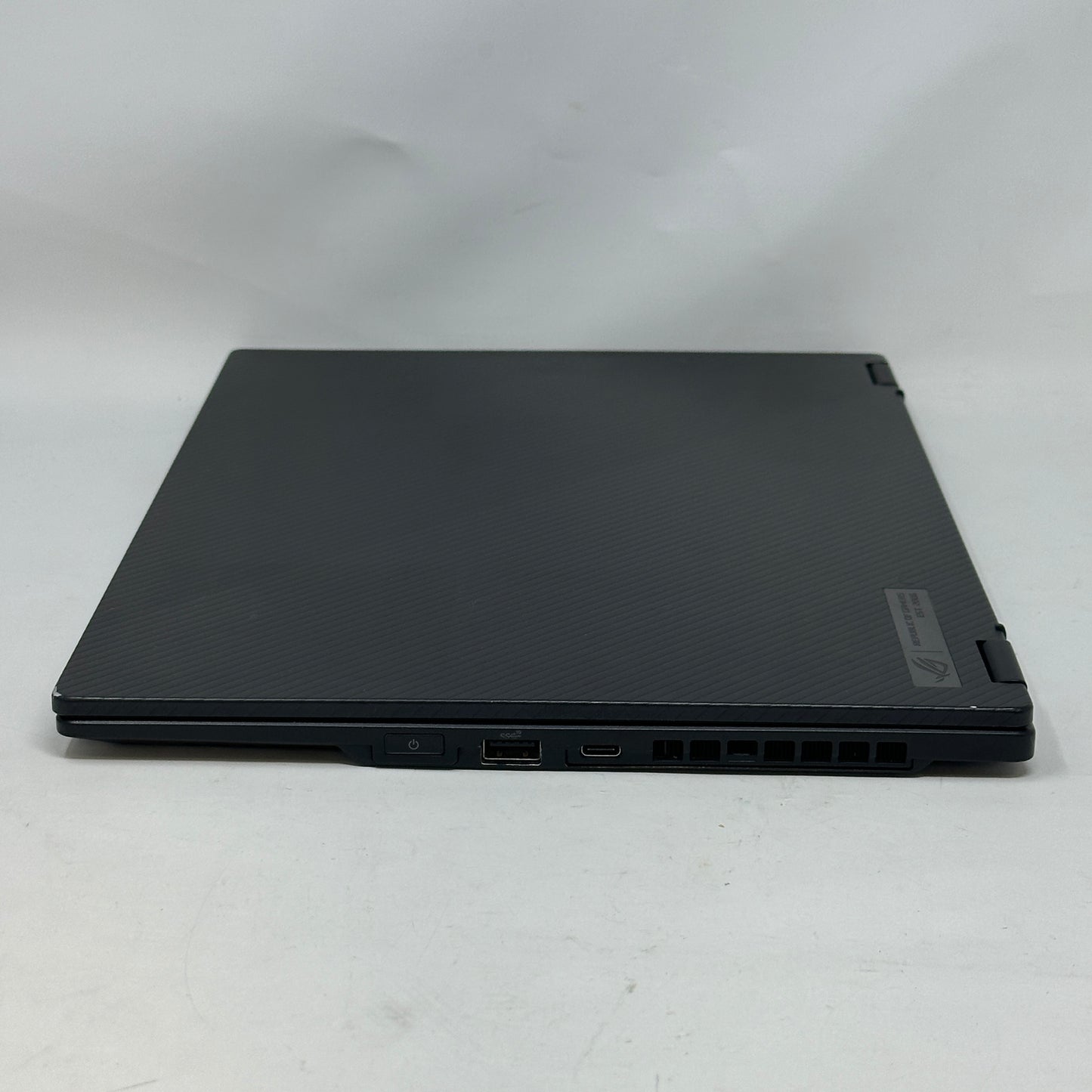 Asus ROG Flow X13 GV301RE 13.4 Ryzen 9 6900HS 3.3GHz 16GB RAM 1TB SSD GeForce 