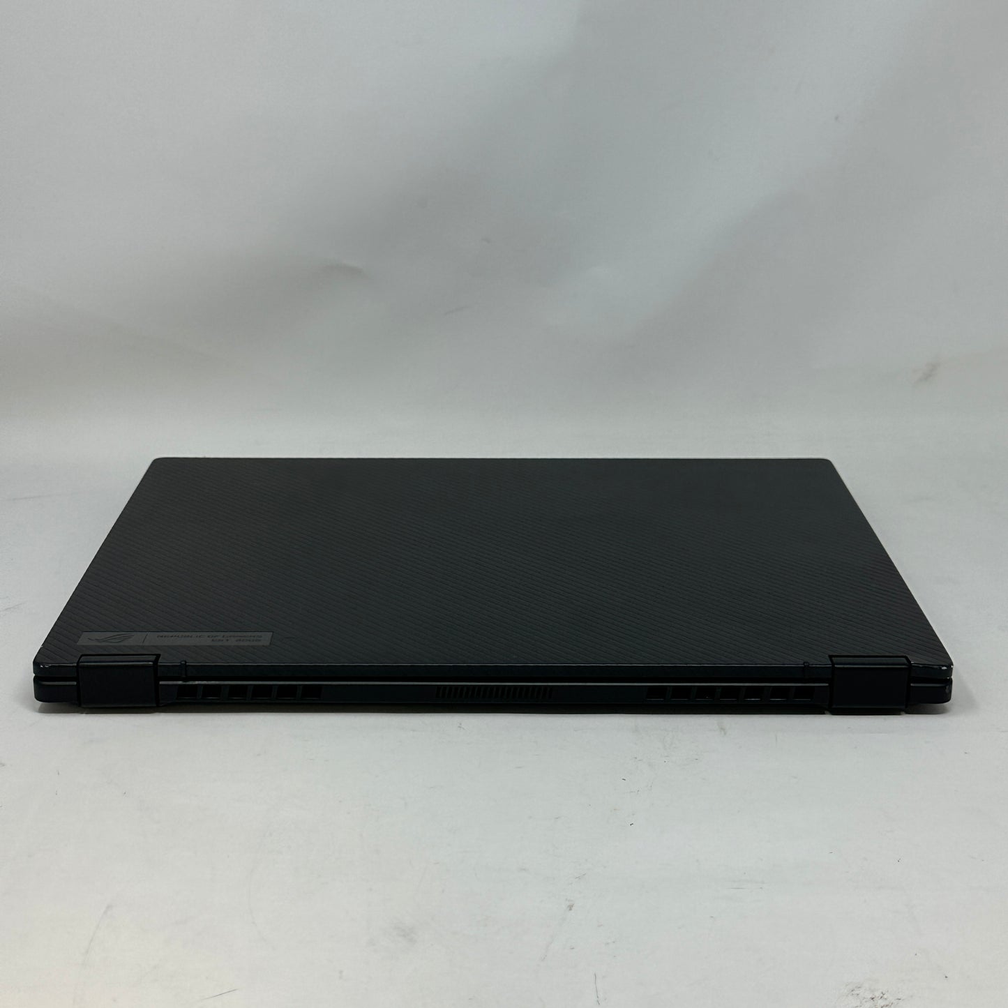 Asus ROG Flow X13 GV301RE 13.4 Ryzen 9 6900HS 3.3GHz 16GB RAM 1TB SSD GeForce 