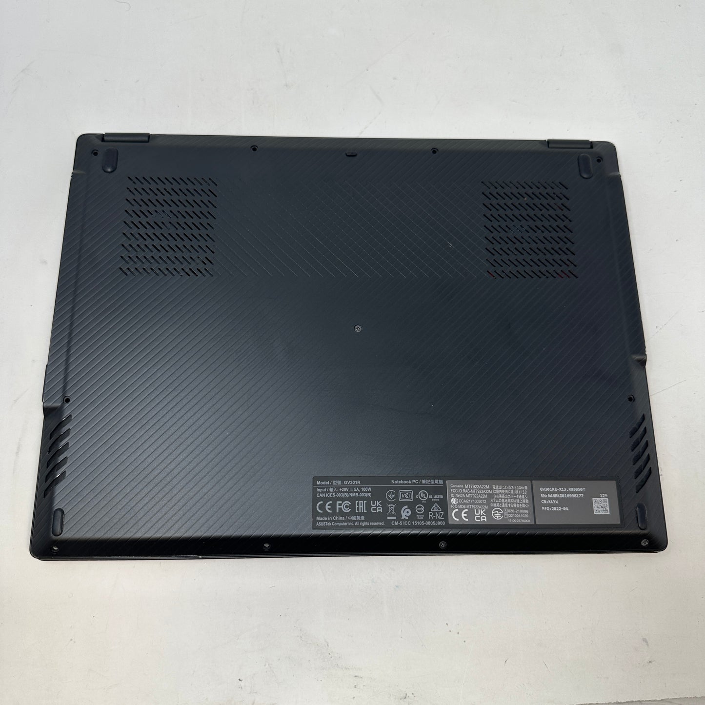 Asus ROG Flow X13 GV301RE 13.4 Ryzen 9 6900HS 3.3GHz 16GB RAM 1TB SSD GeForce 