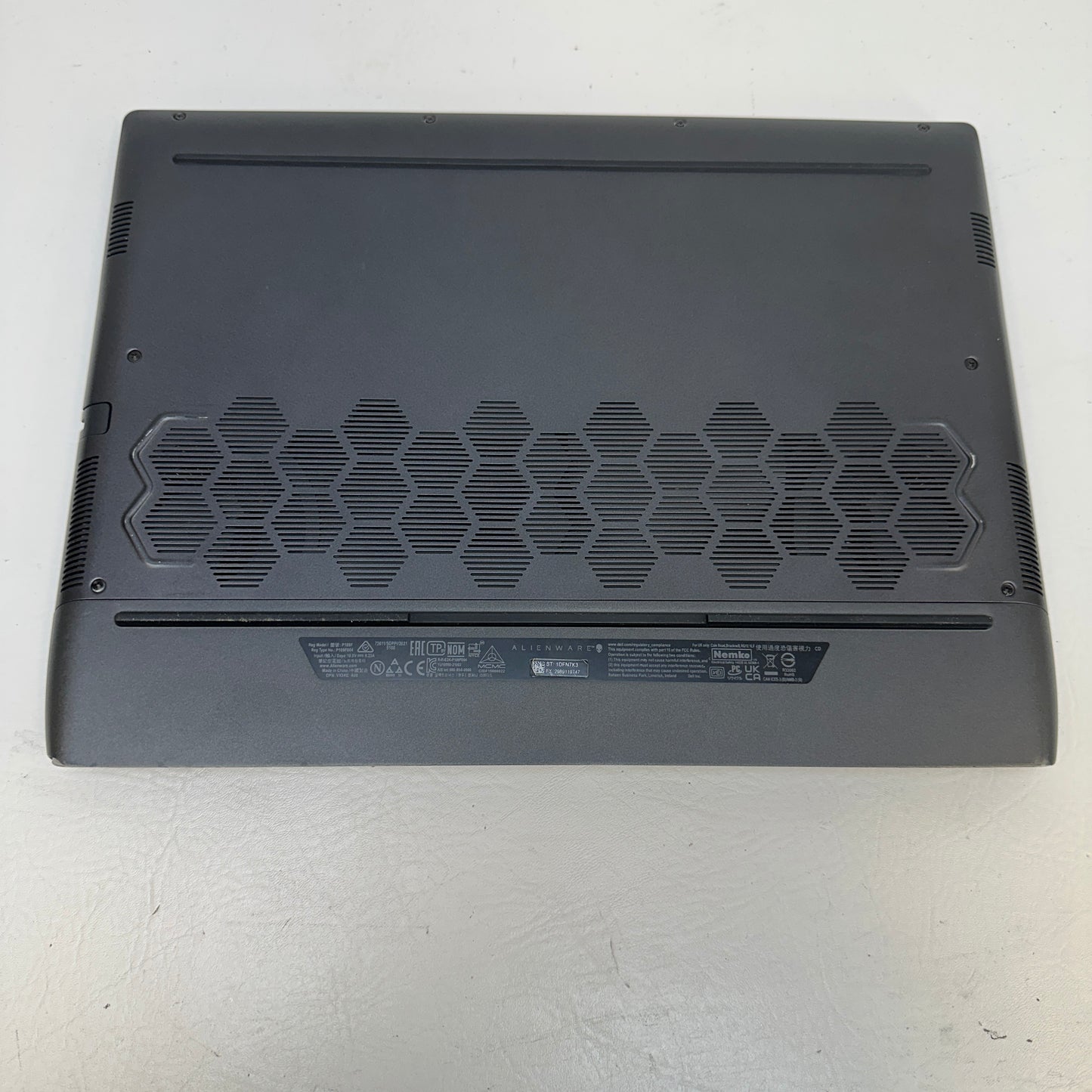 Alienware M15 R6-OL59QDT 15.6" i7-11800H 2.3GHz 8GB RAM 256GB SSD GeForce RTX