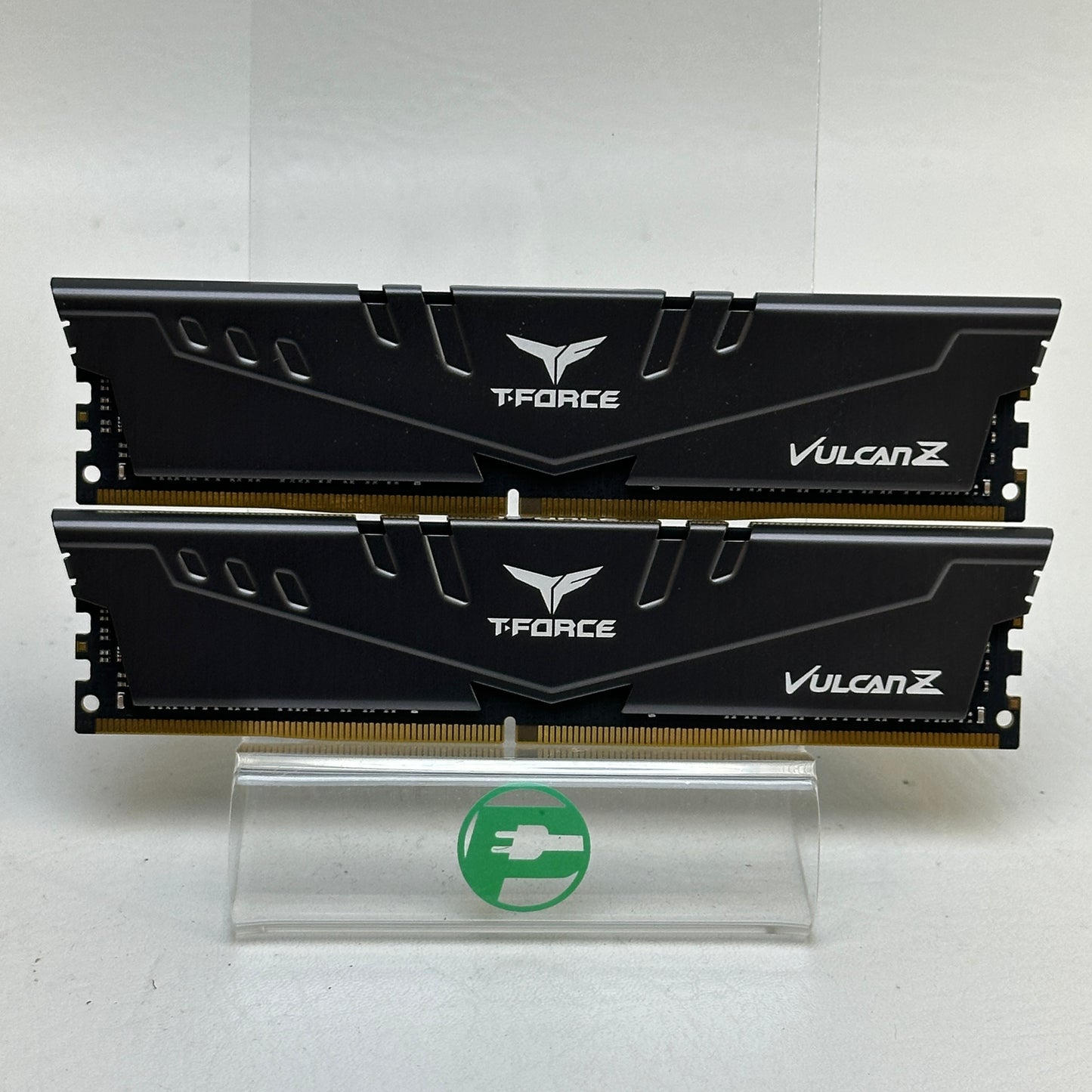 TeamGroup Vulcan Z 16GB (2x8GB) RAM DDR4 2400MHz TLZGD48G3200HC16FBK
