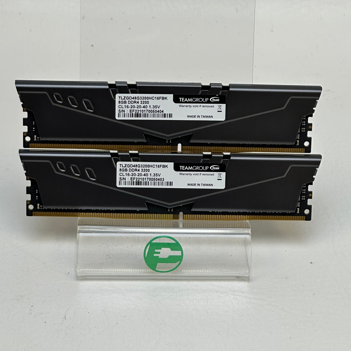 TeamGroup Vulcan Z 16GB (2x8GB) RAM DDR4 2400MHz TLZGD48G3200HC16FBK