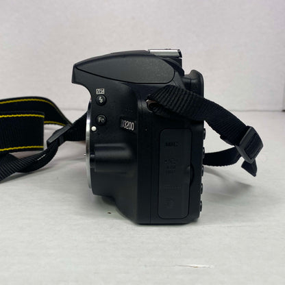 Nikon D3200 24.2 MP Digital SLR (DSLR) Camera Black