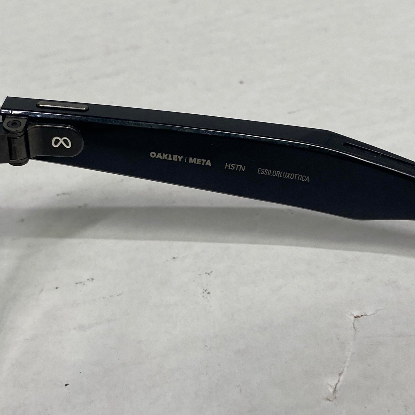 Oakley Meta HSTN AI Smart Glasses Matte Black Clear Lens 12MP 32GB OW8002