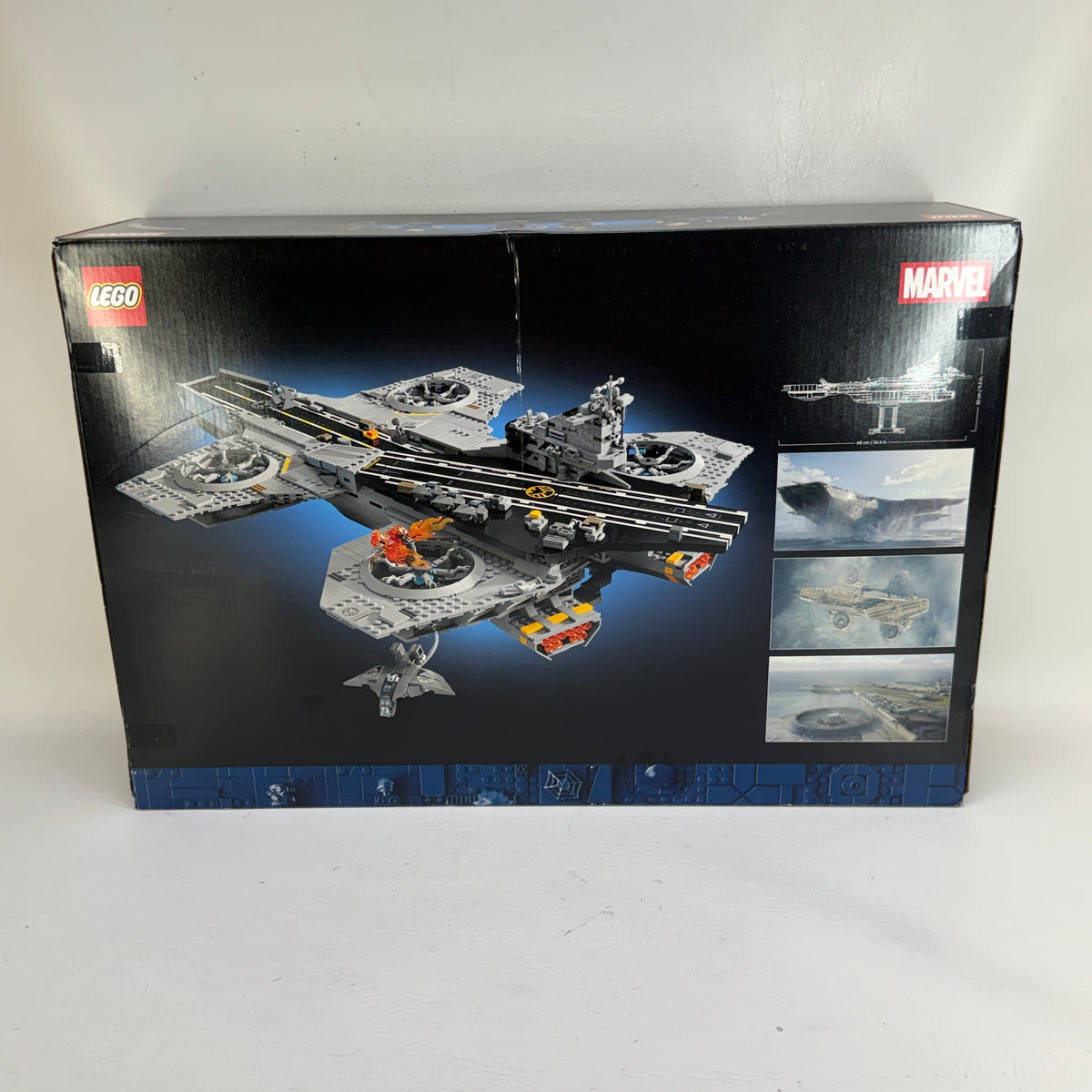 New LEGO S.H.I.E.L.D. Helicarrier 76354 Marvel Super Heroes Avengers 3057pcs 18+