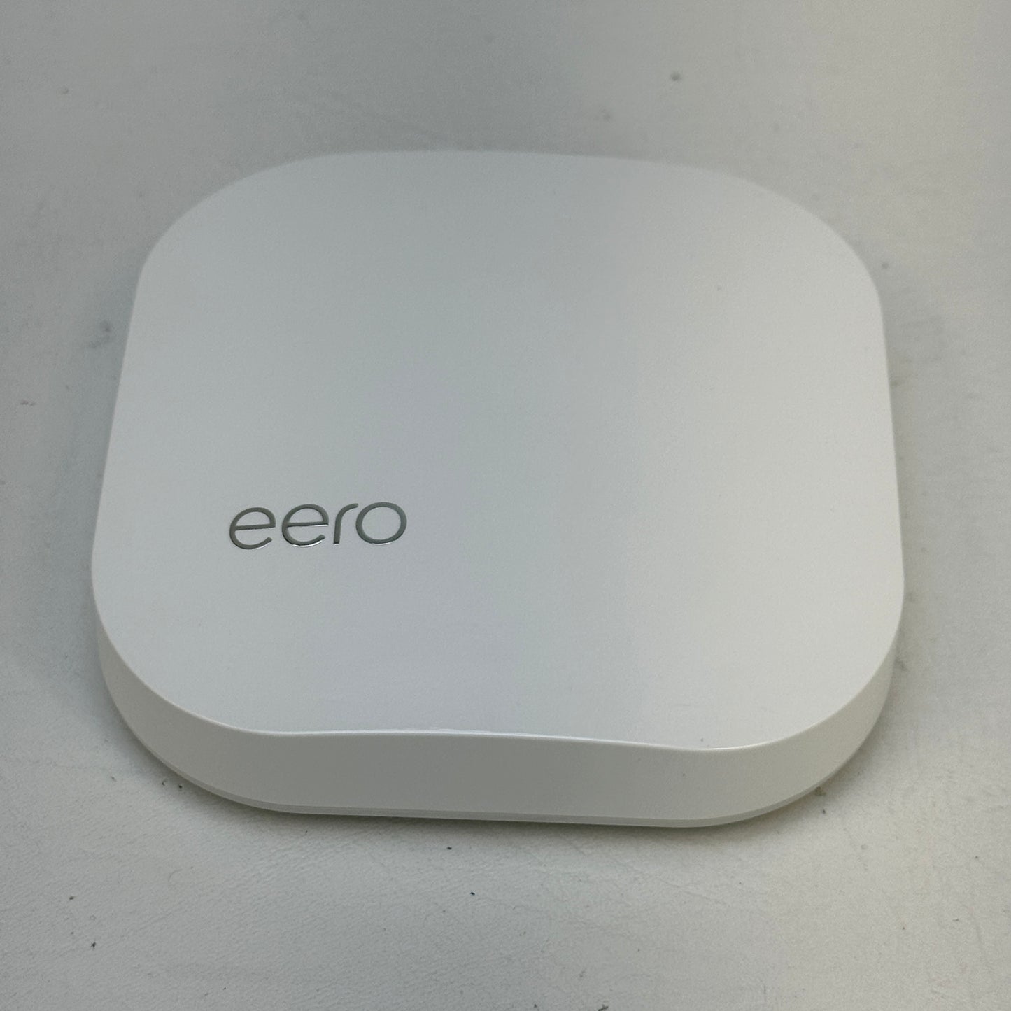 Eero Pro 2nd Gen Mesh Wi-Fi Route B010001