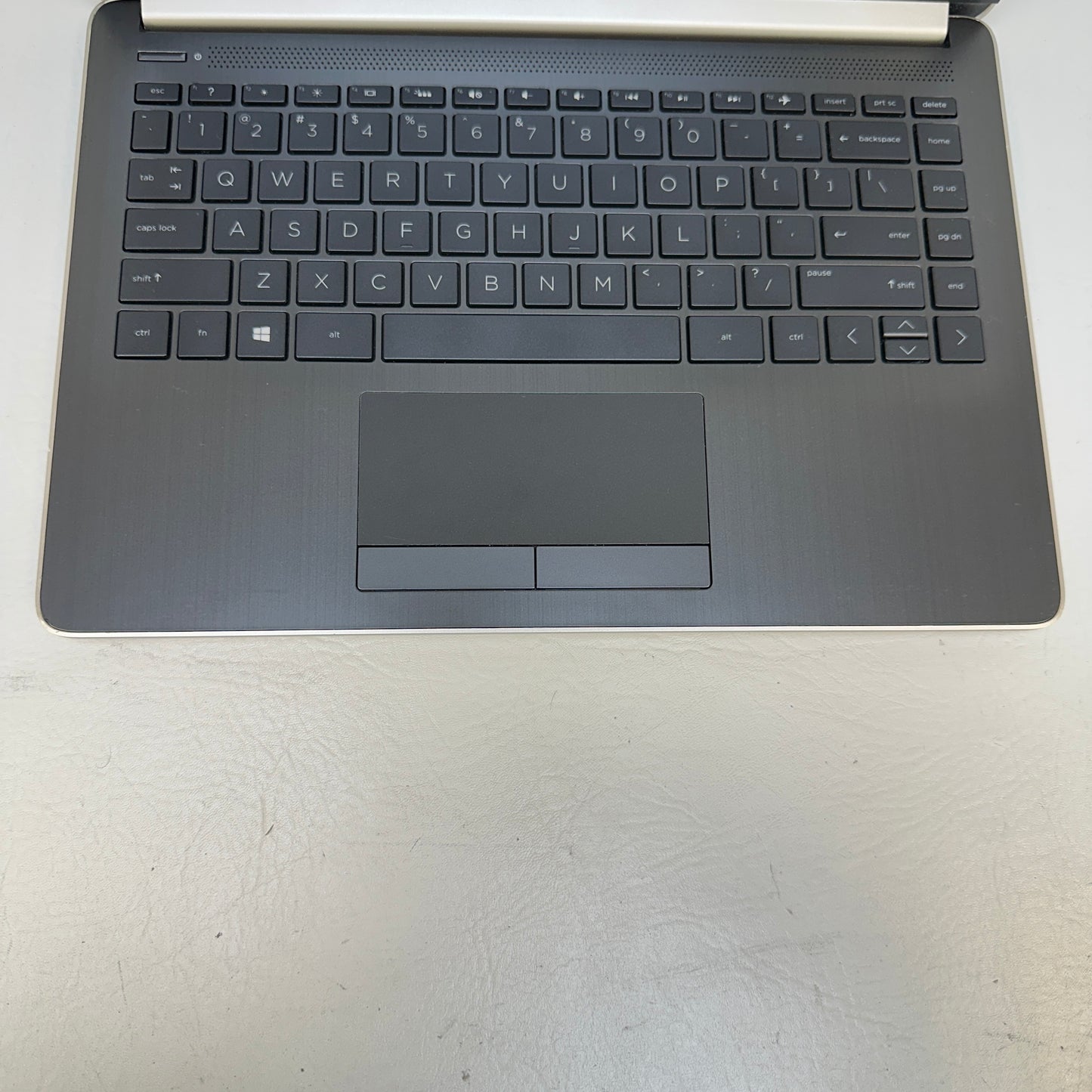 HP NoteBook 97H9294E Celeron N4000 1.10Ghz 4GB RAM 64GB SD