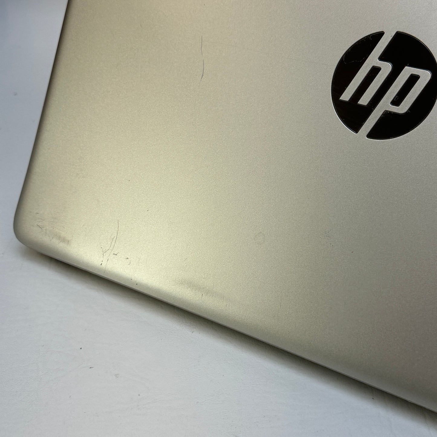HP NoteBook 97H9294E Celeron N4000 1.10Ghz 4GB RAM 64GB SD