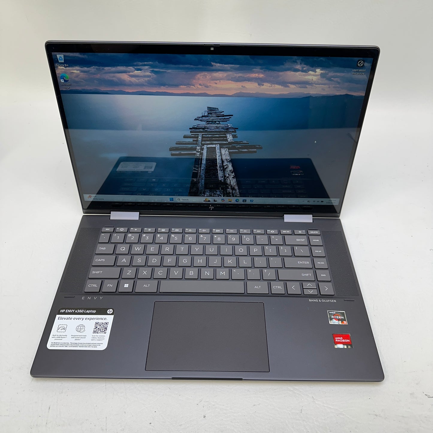 HP Envy x360 2-IN-1 15.6" Ryzen 5 7530U 2.0GHz 8GB RAM 256GB SSD
