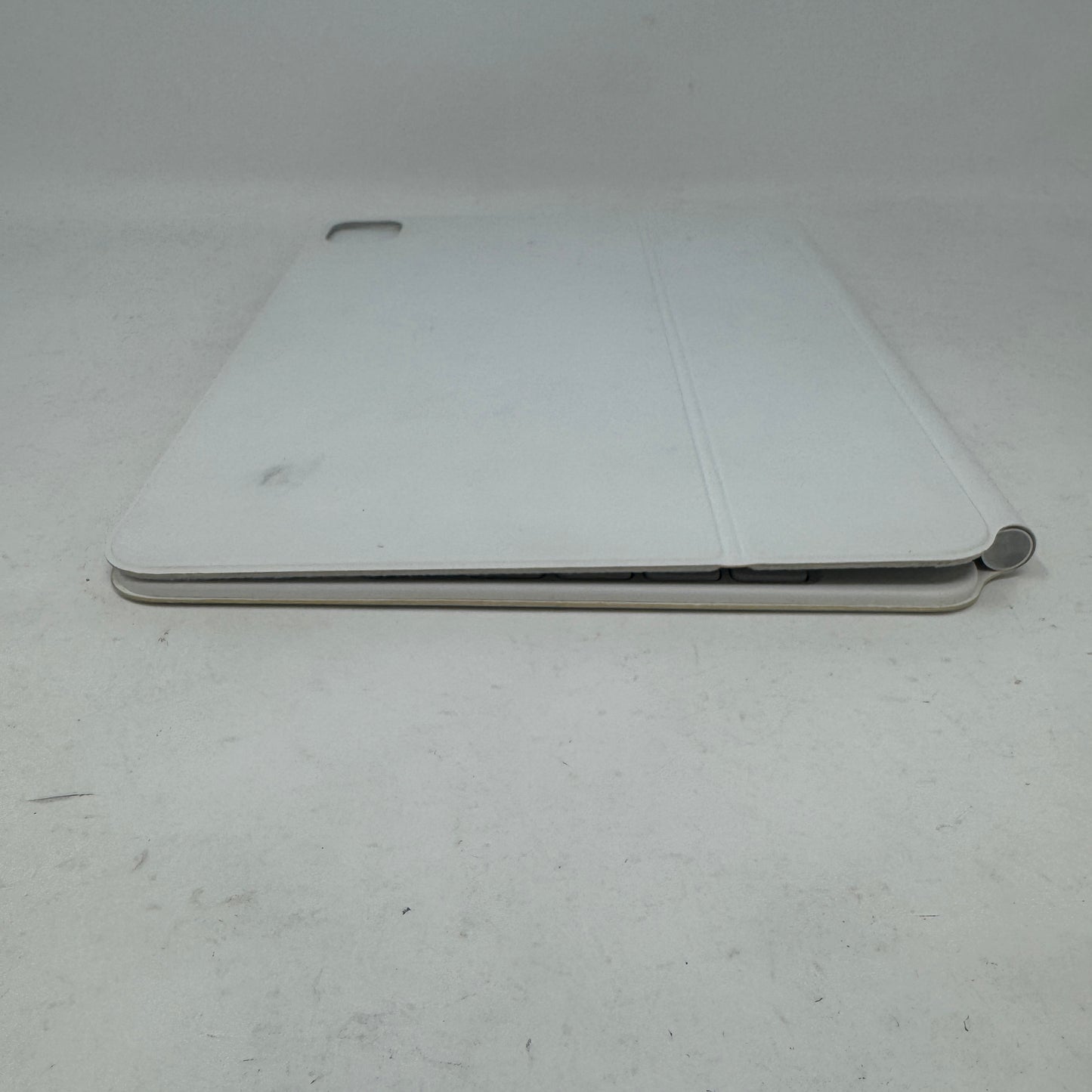 Apple Magic Keyboard Folio Case 11" White A2261