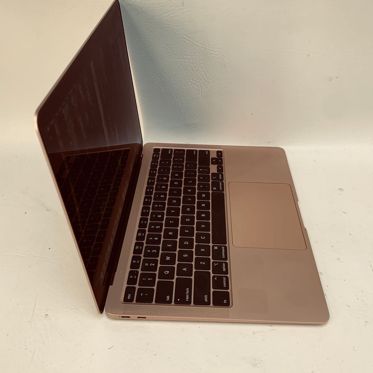 2020 Apple MacBook Air 13.3" i3 1.1GHz 8GB RAM 256GB SSD Gold MWTL2LL/A