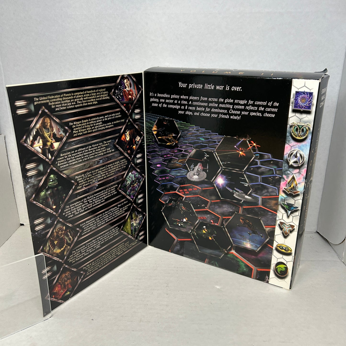 New Star Trek Starfleet Command Volume II Empires At War [Big Box] (PC, 2000)