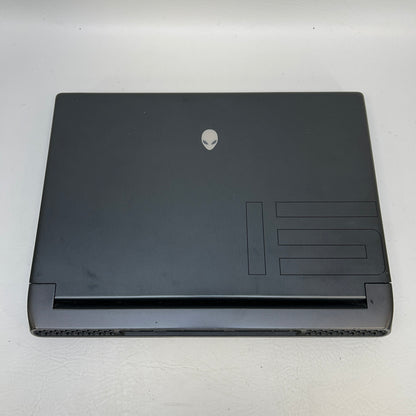 Alienware M15 R6 15.6" i7-11800H 2.3GHz 8GB RAM 256GB SSD GeForce RTX 3050 Ti