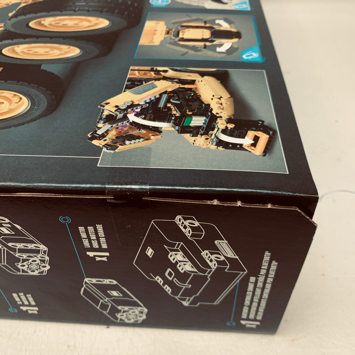 New LEGO Technic 6X6 Volvo Articulated Hauler 42114 RETIRED