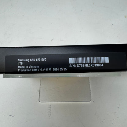 New Samsung 2.5" 870 EVO 1TB SATA III SSD B08QBJ2YMG