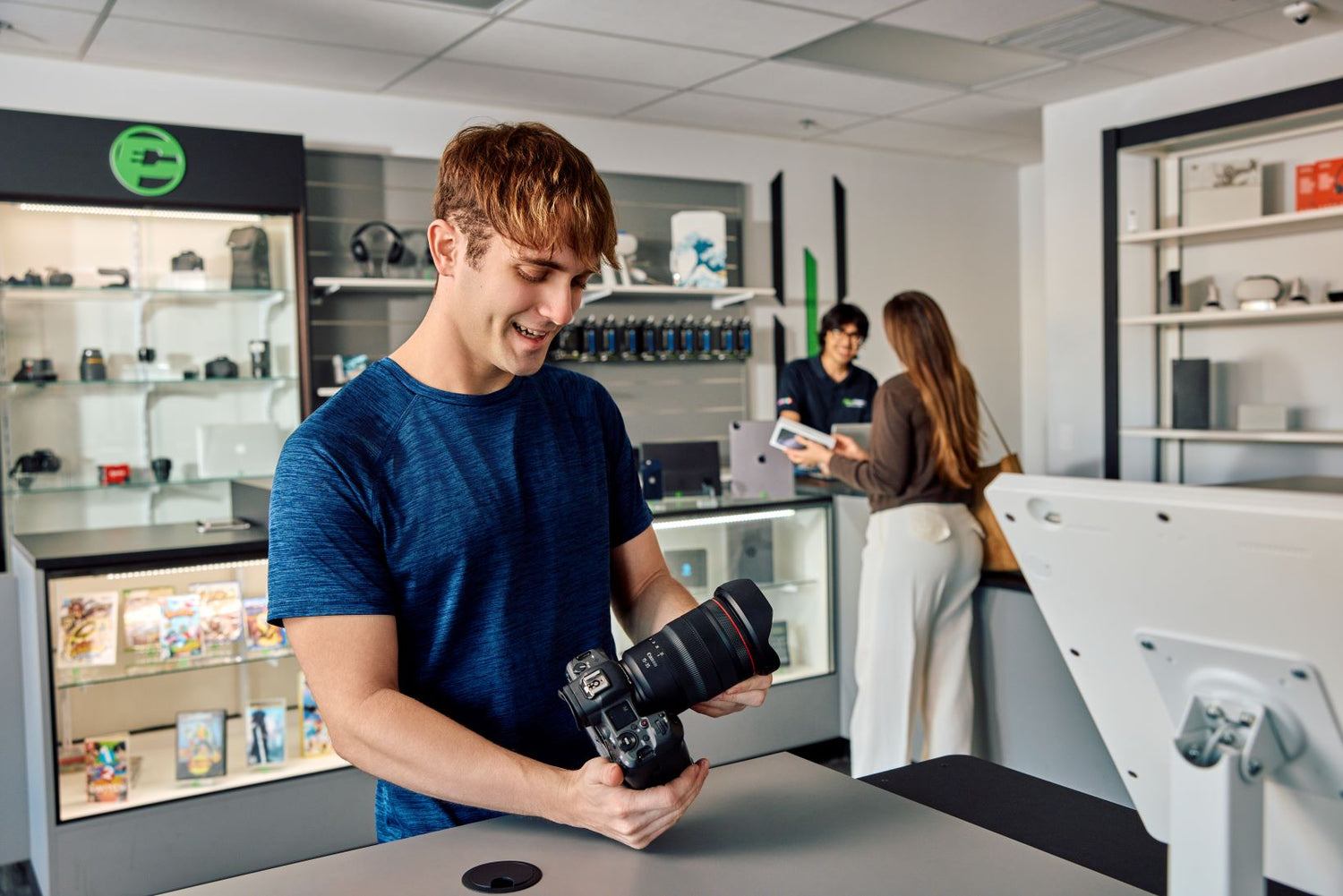 man shopping in paymore