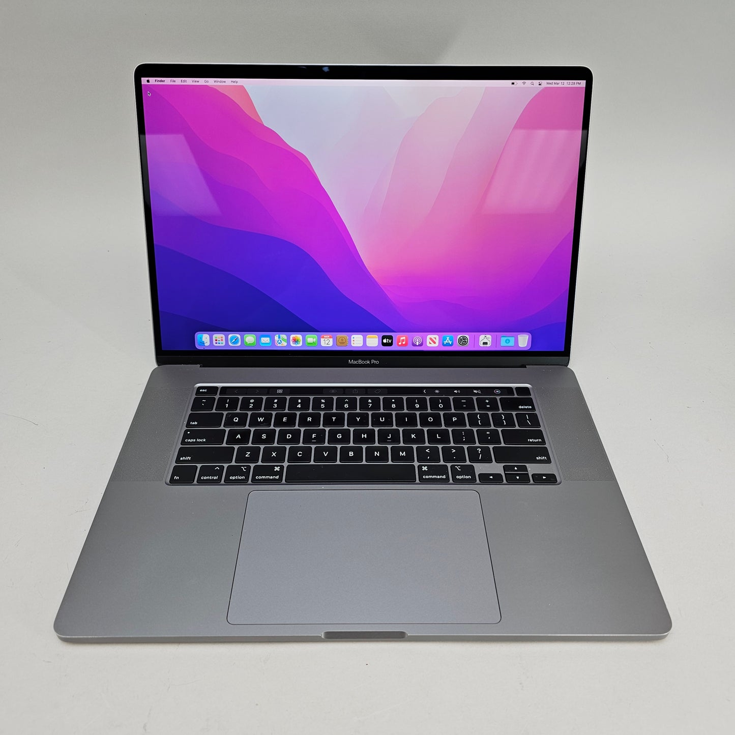 2019 Apple MacBook Pro 16" i7 2.6GHz 16GB RAM 512GB SSD Space Gray A2141