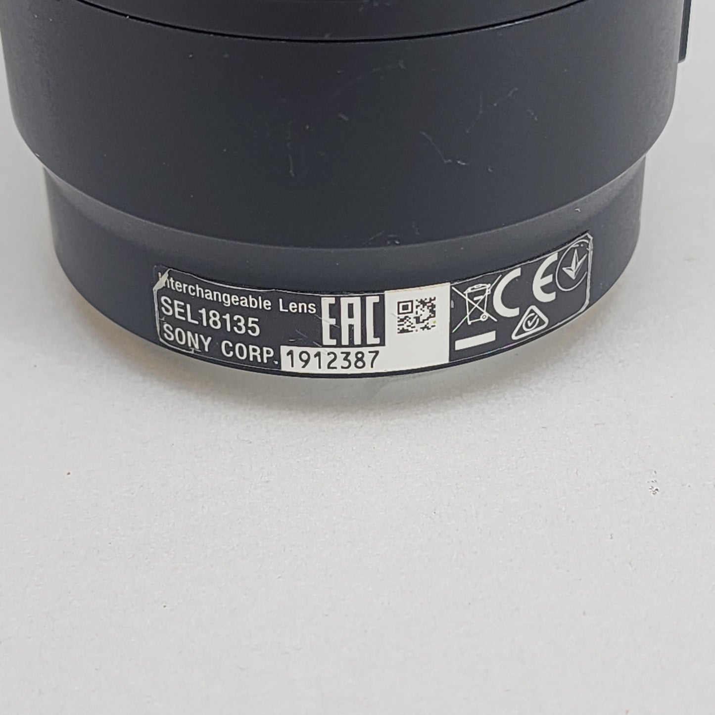 Sony E 18-135mm f/3.5-5.6 OSS E-Mount Zoom Lens SEL18135