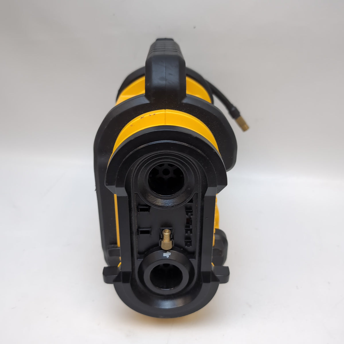 DeWalt DCC020I Air Inflator