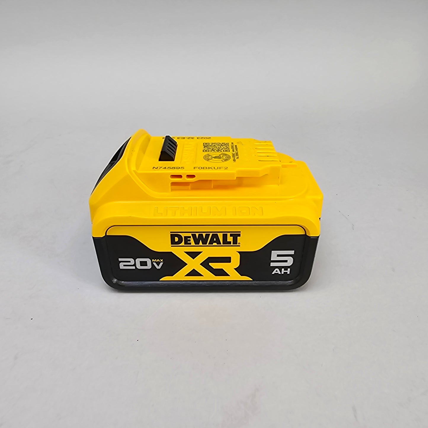 DeWalt DCF892 20V MAX 1/2" Brushless Mid-Range Impact