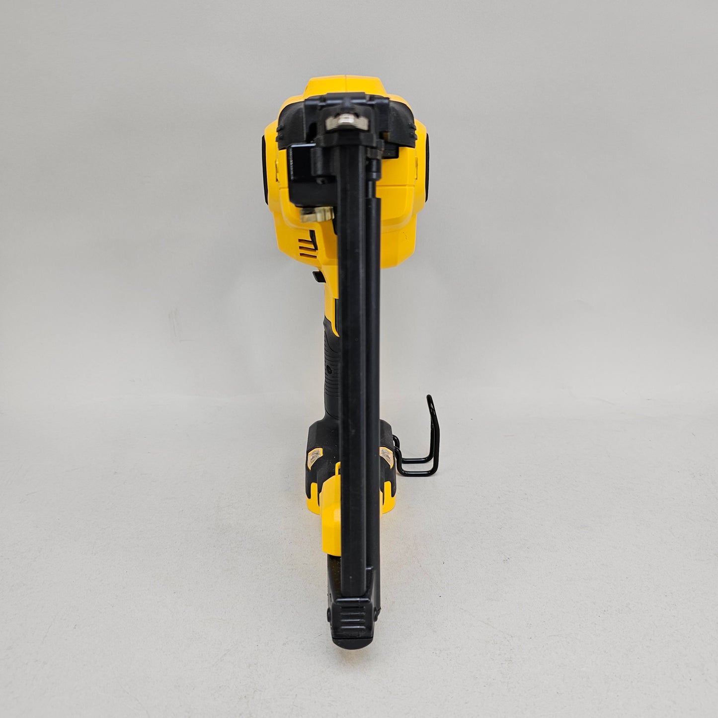 DeWalt DCN680 20V MAX XR Brushless 18GA Brad Nailer