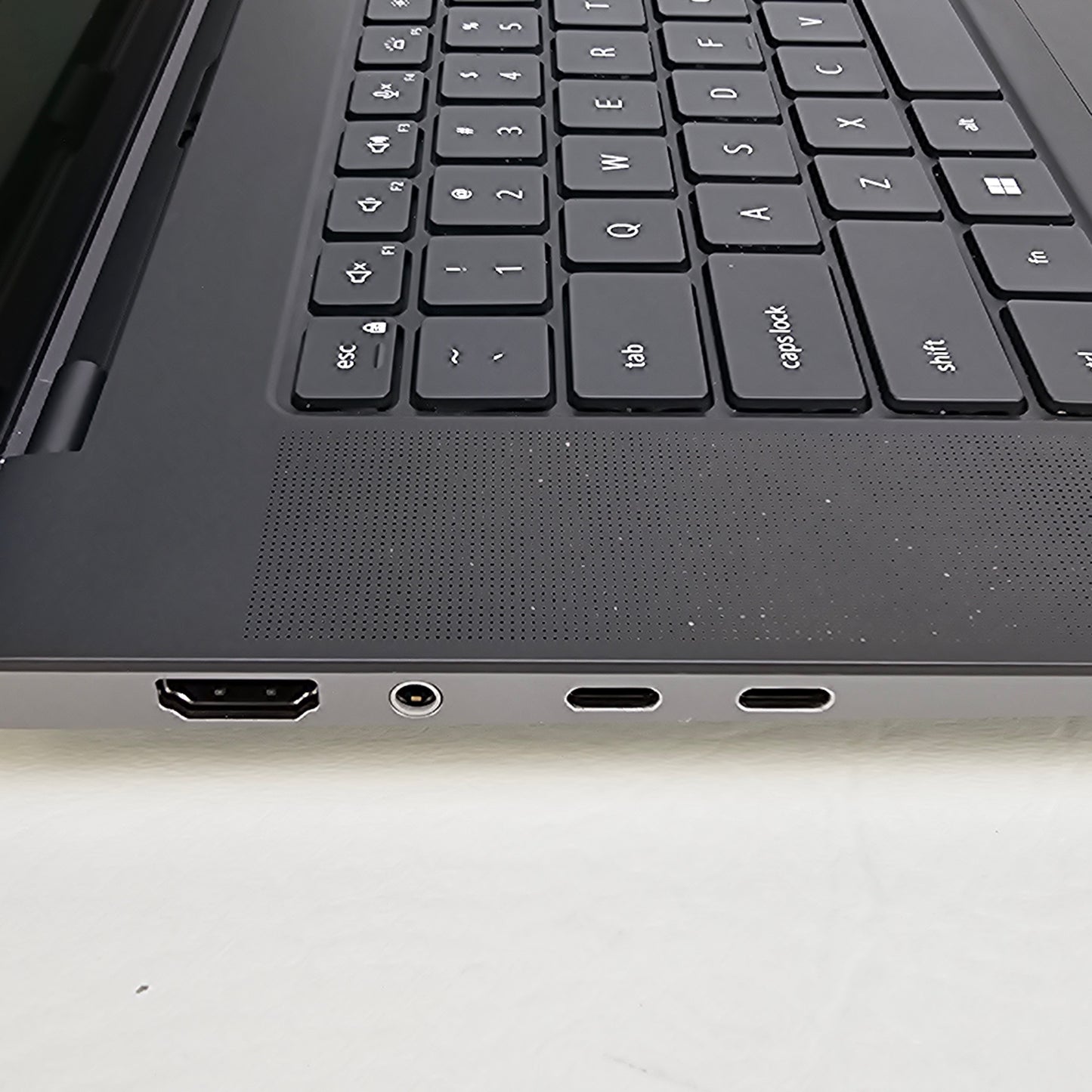 Dell Precision 5690 16" Core Ultra 7 165H 3.8GHz 64GB RAM 1TB SSD RTX A1000