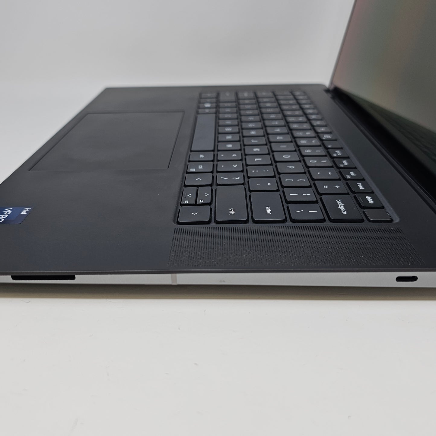 Dell Precision 5680 16" i7-13800H 2.5GHz 64GB RAM 1TB SSD RTX A1000