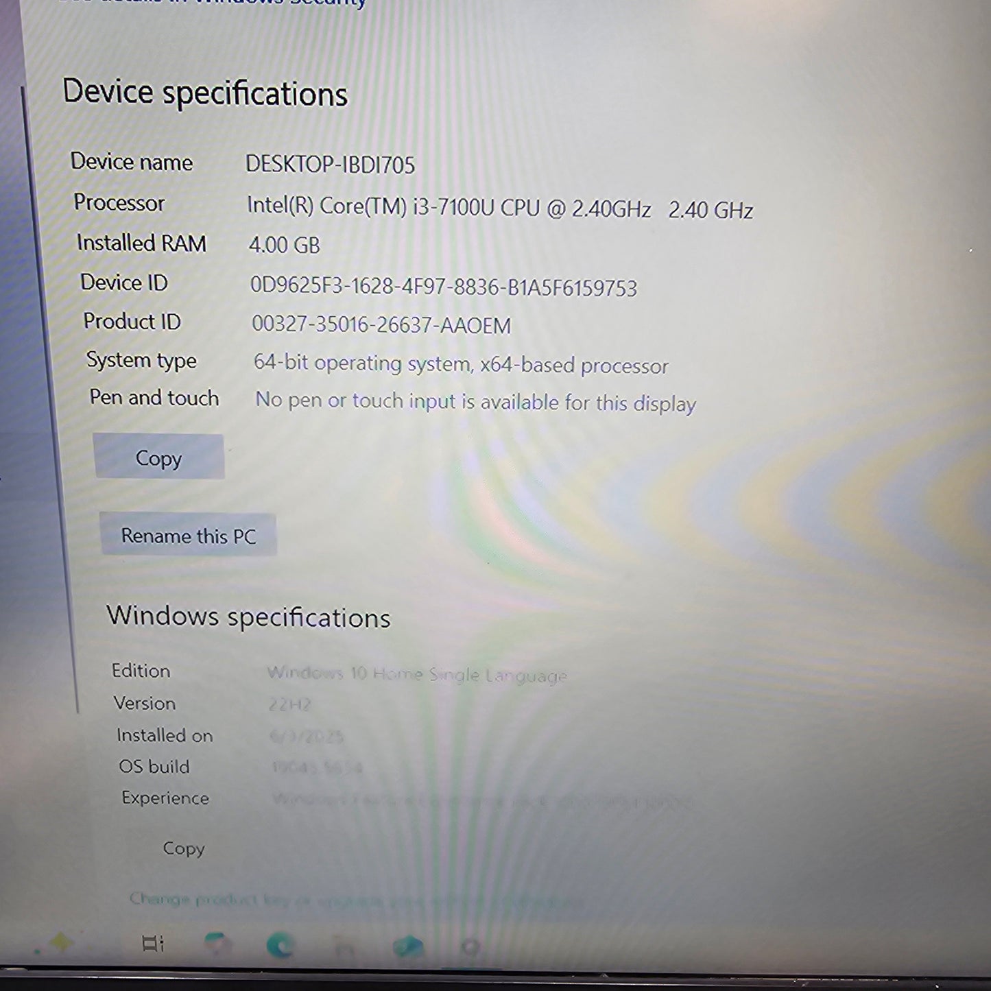 HP Notebook 15-bs655tu 15.6" i3-7100U 2.4GHz 4GB RAM 256GB SSD