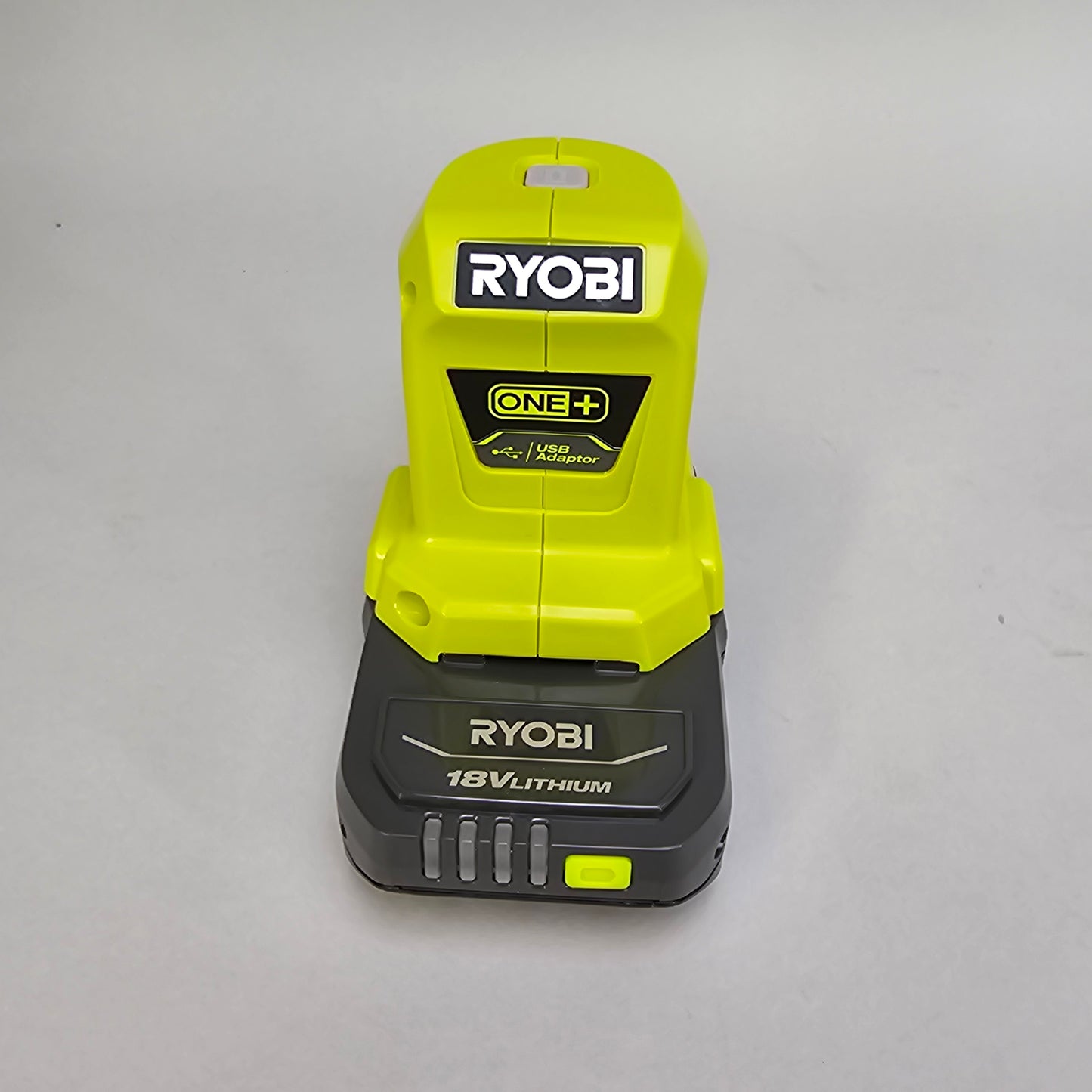 Ryobi P743GCSB 18V Portable Power Source Kit With Battery