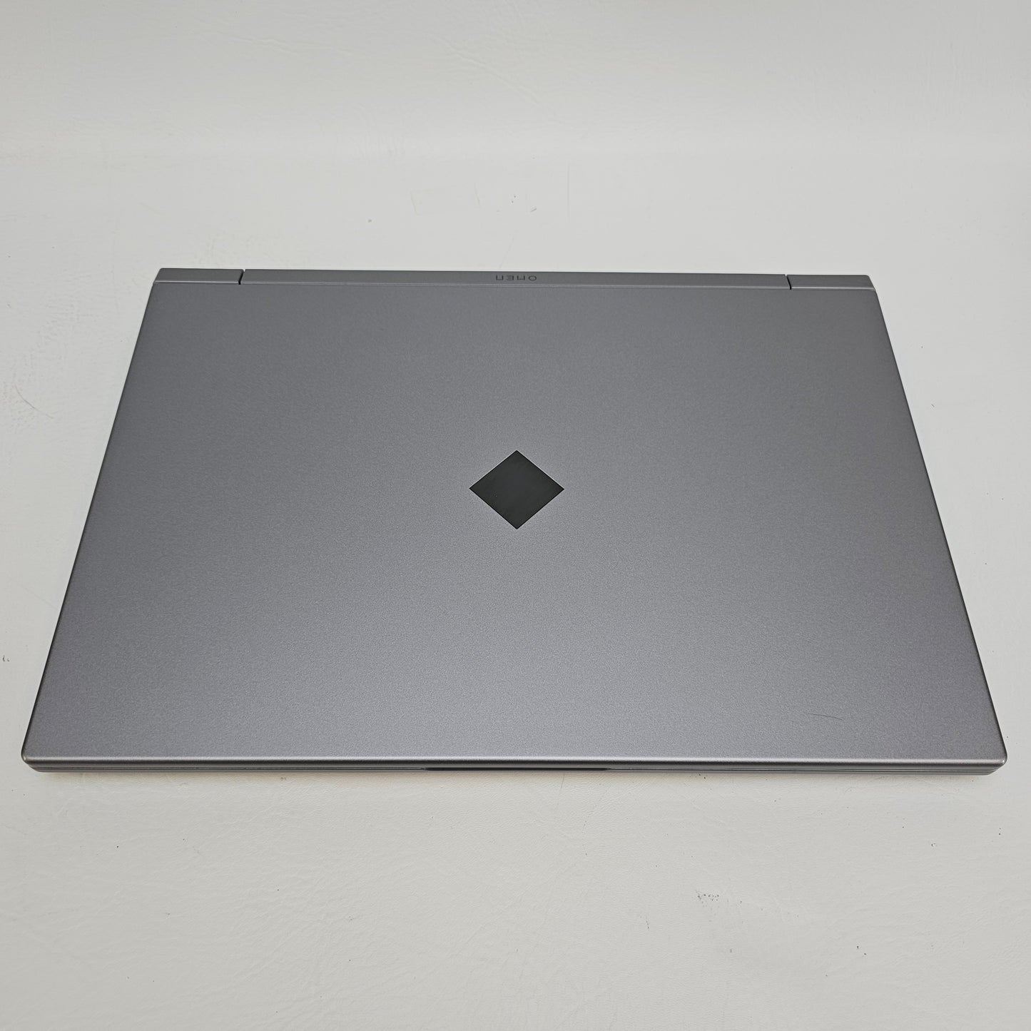 HP Omen 16-AE0073CL 16" i7-14650HX 2.2GHz 64GB RAM 2TB SSD 2TB SSD RTX 4060